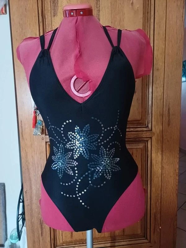 Biquíni preto com lantejoulas de uma peça da marca Sanselle tamanho L ou 40 novo – photo 2